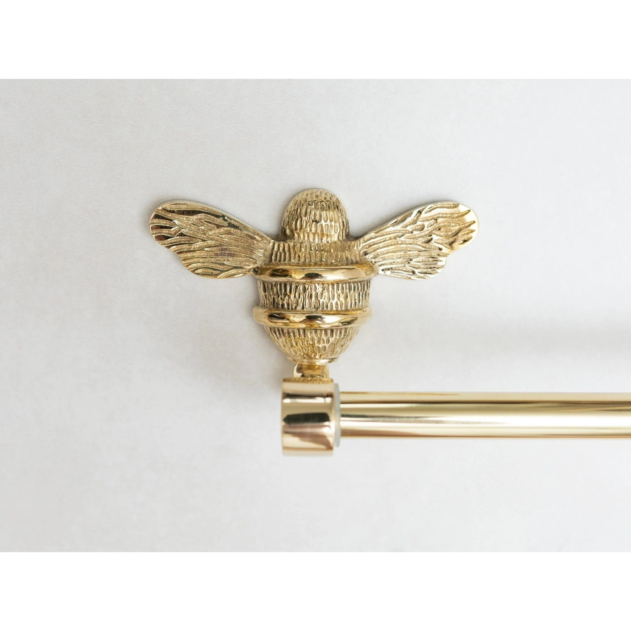 Brass bee Towel Rail with Bee - Image 6