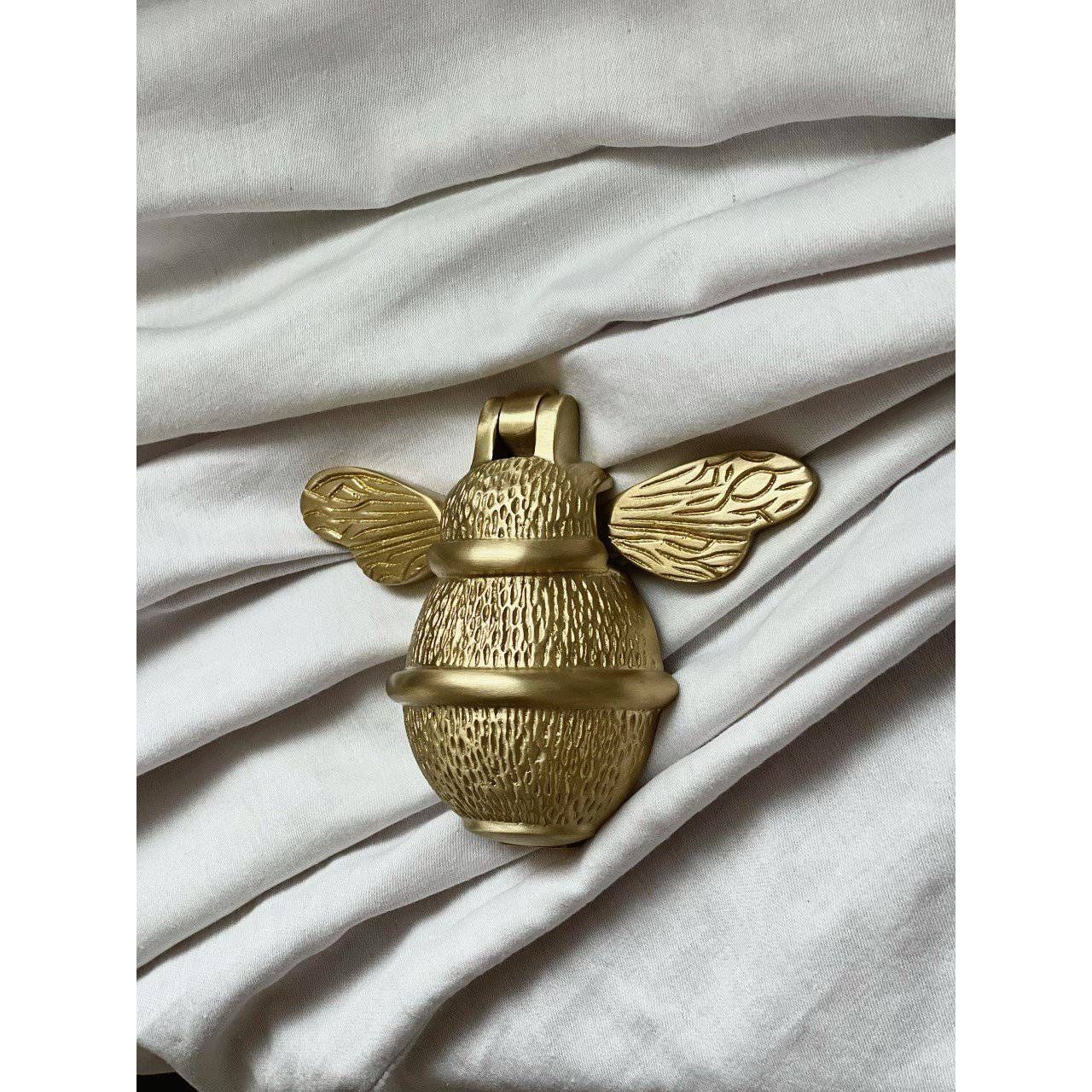 Brass Bumble Bee Door Knocker - Satin Brass Finish - Image 3