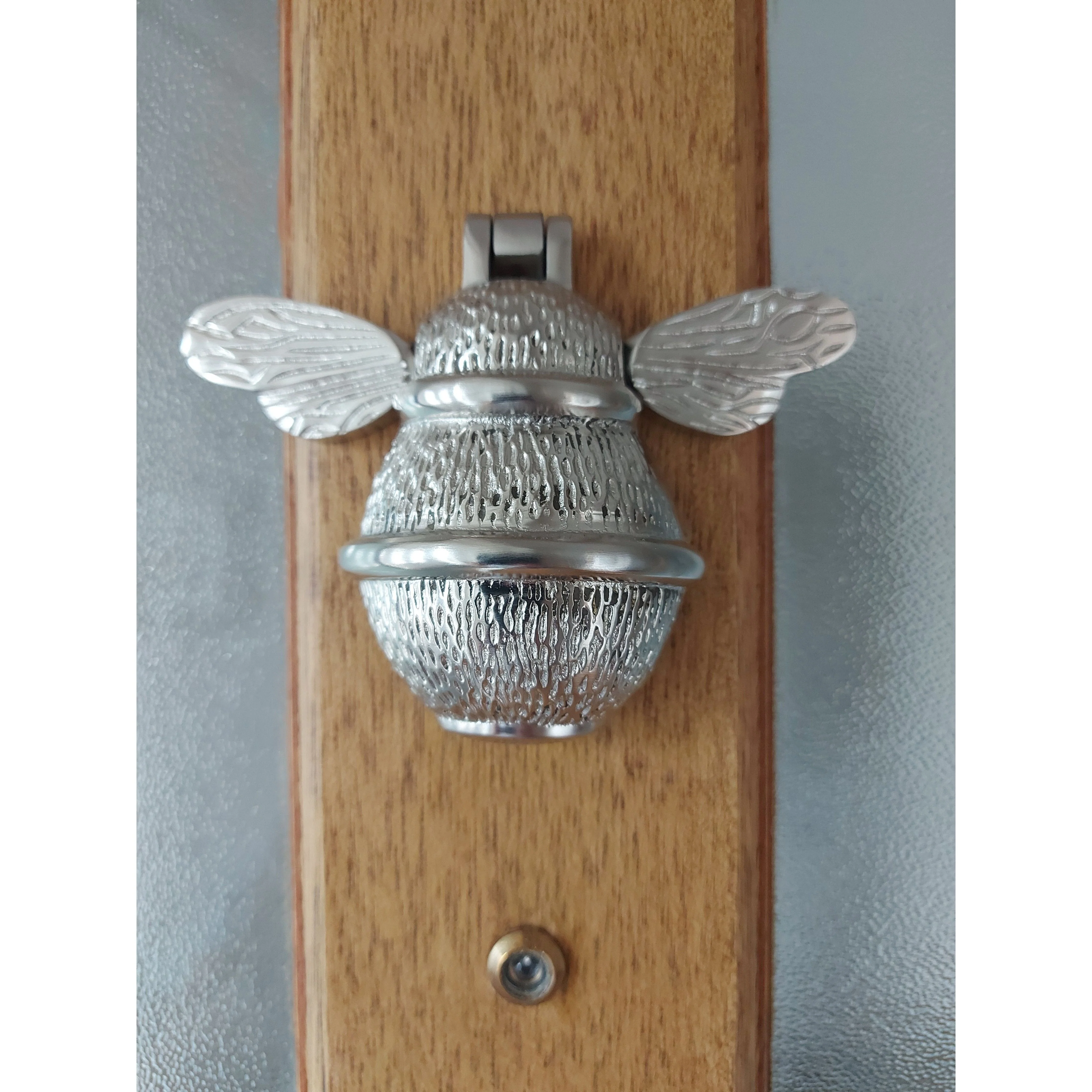 Brass Bumble Bee Door Knocker - Satin Finish - Image 11