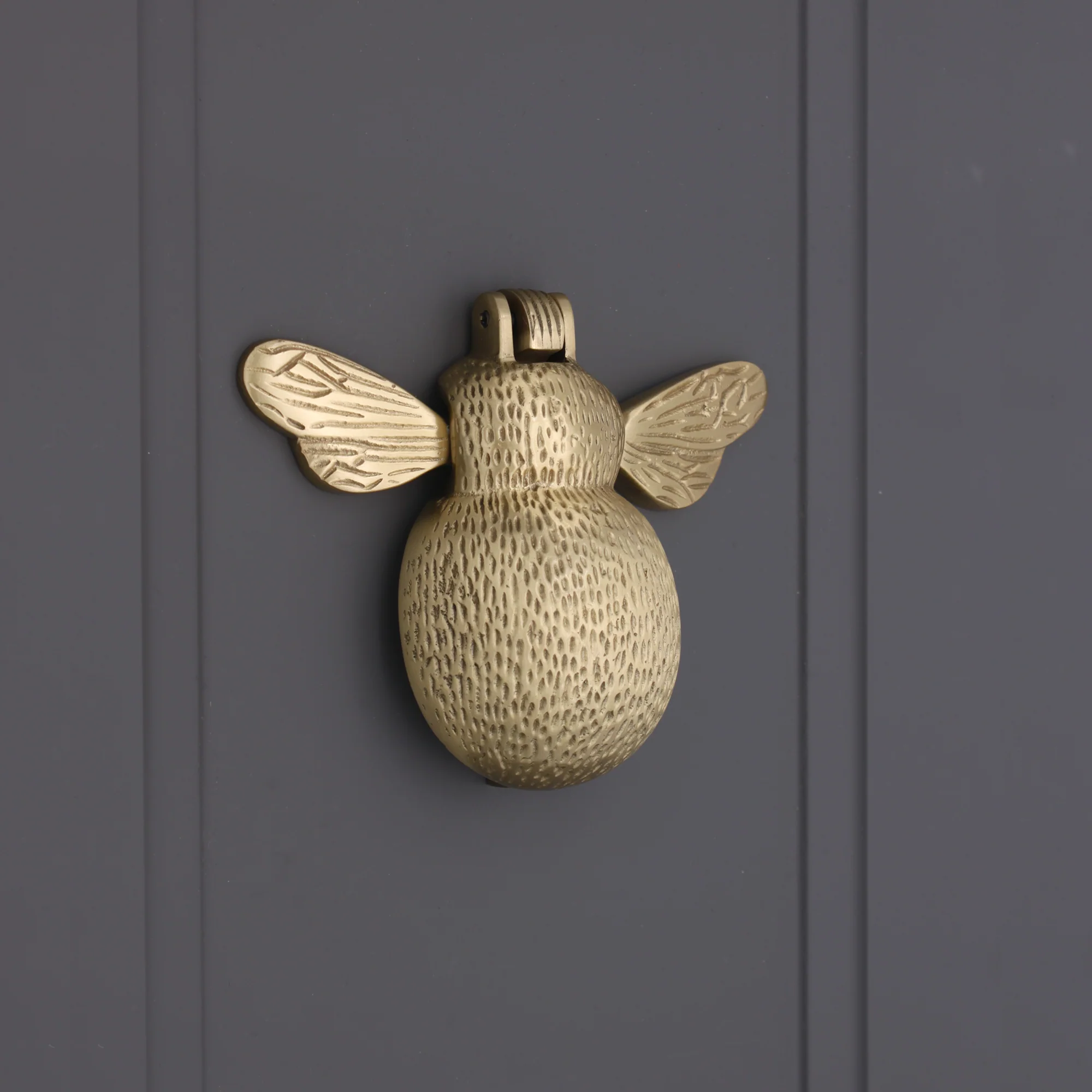 Bumble Bee Door Knocker - Image 17