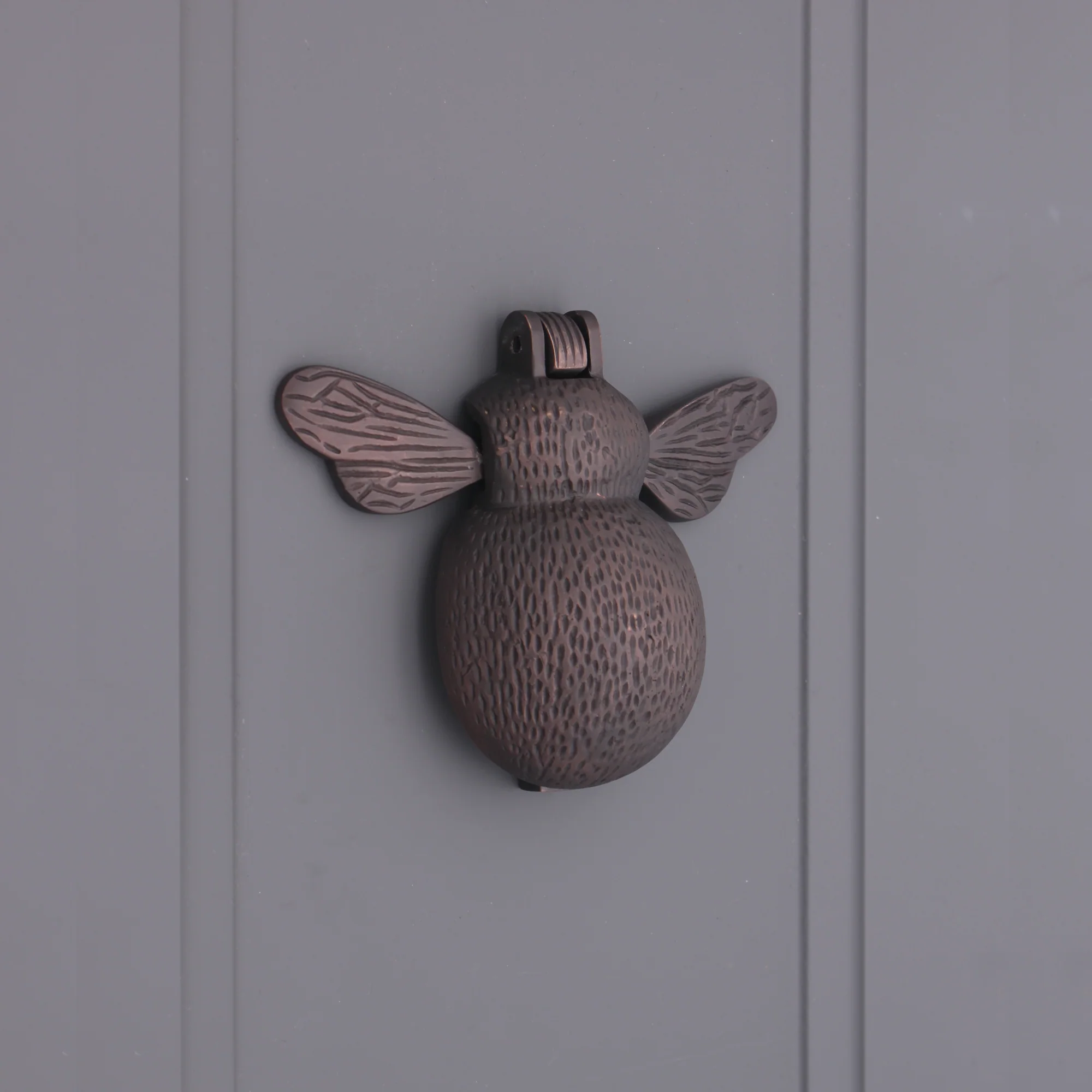 Bumble Bee Door Knocker - Image 18