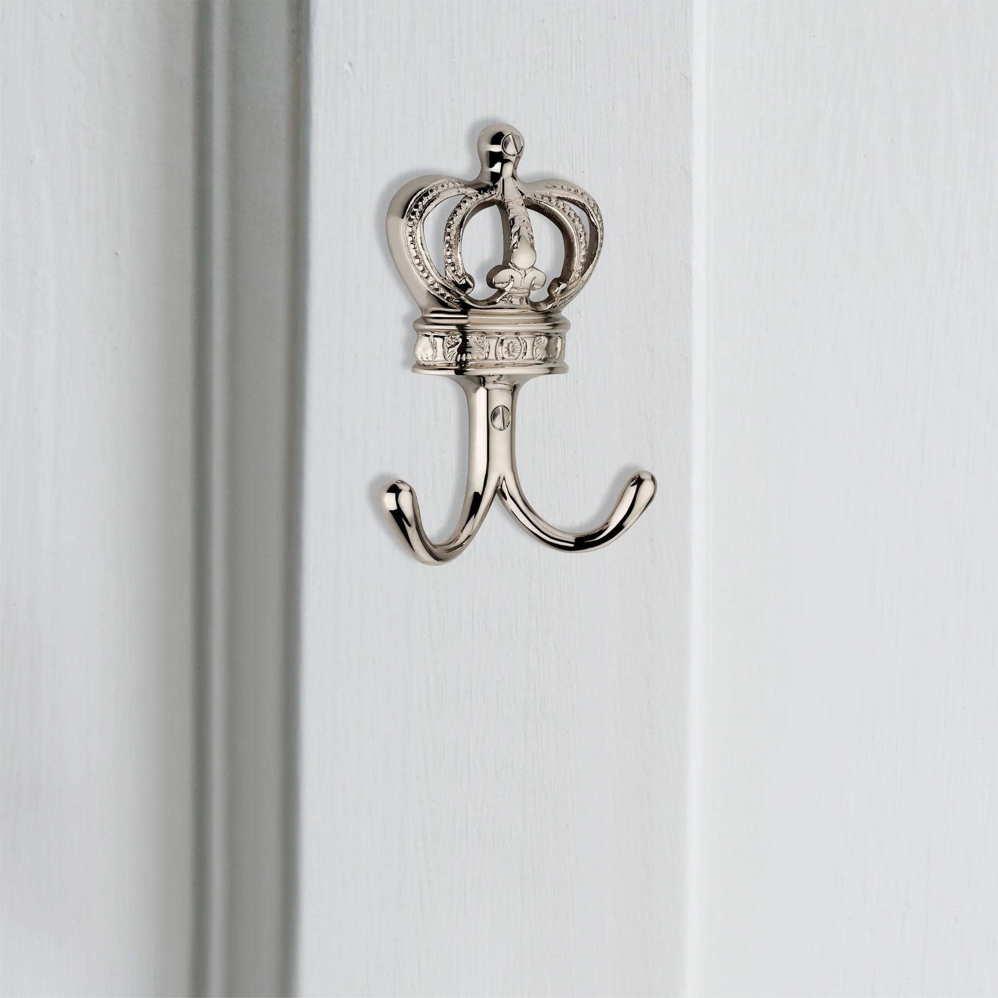 Crown Hook - Image 7