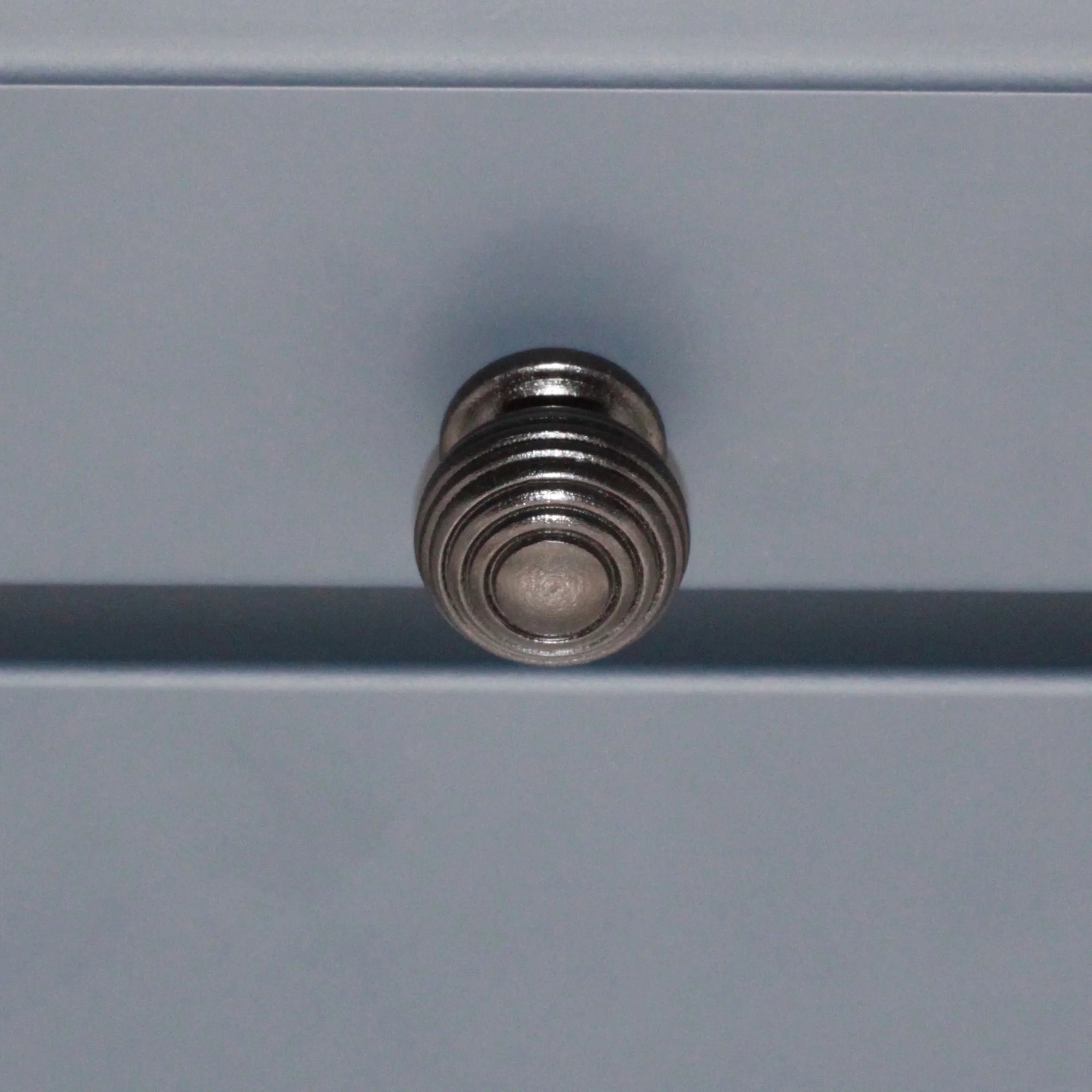 Ebonised Beehive Cupboard Knobs - Image 4
