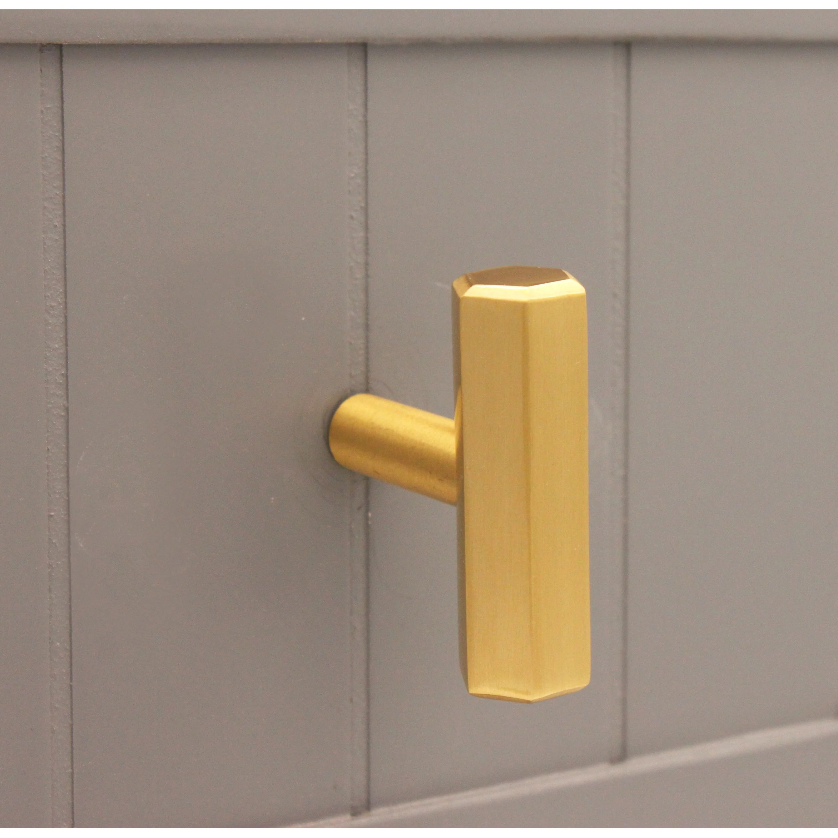 Hexagonal T bar Cupboard Pull - Image 3