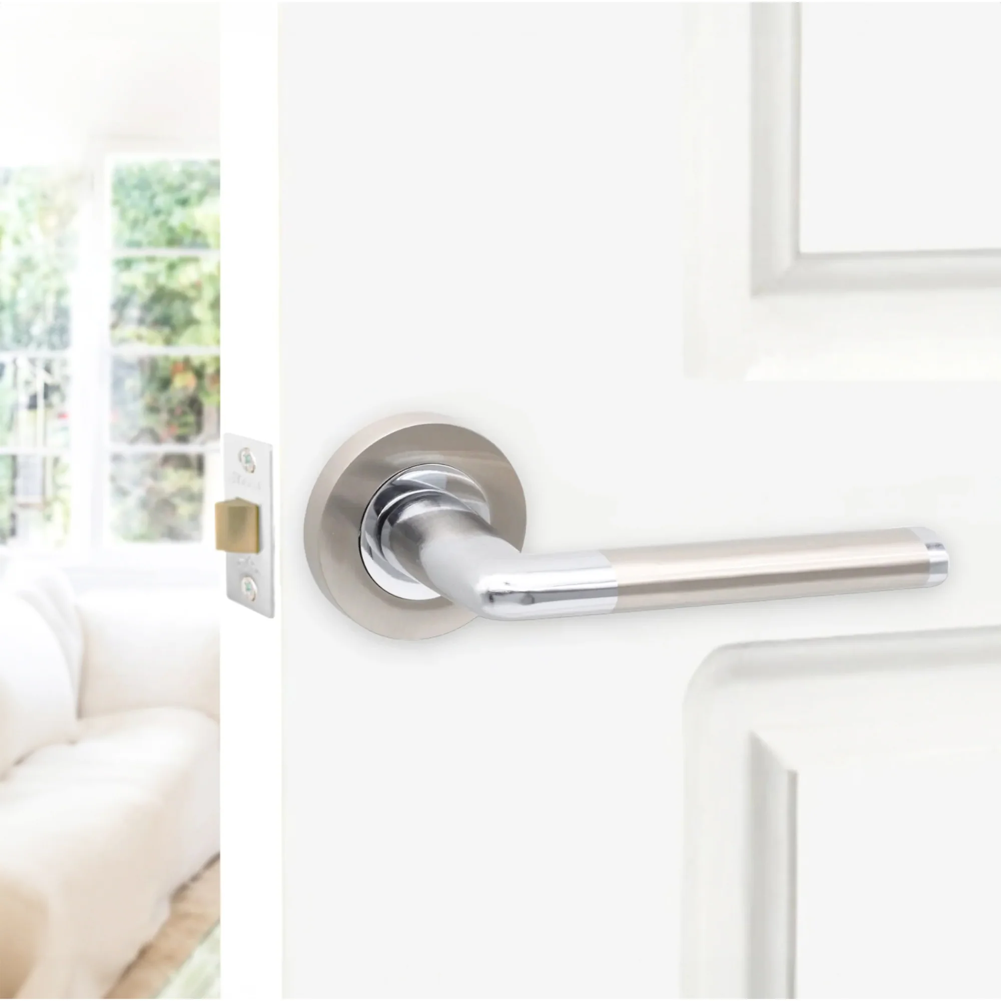 Madrid Lever Door Handle - Image 3