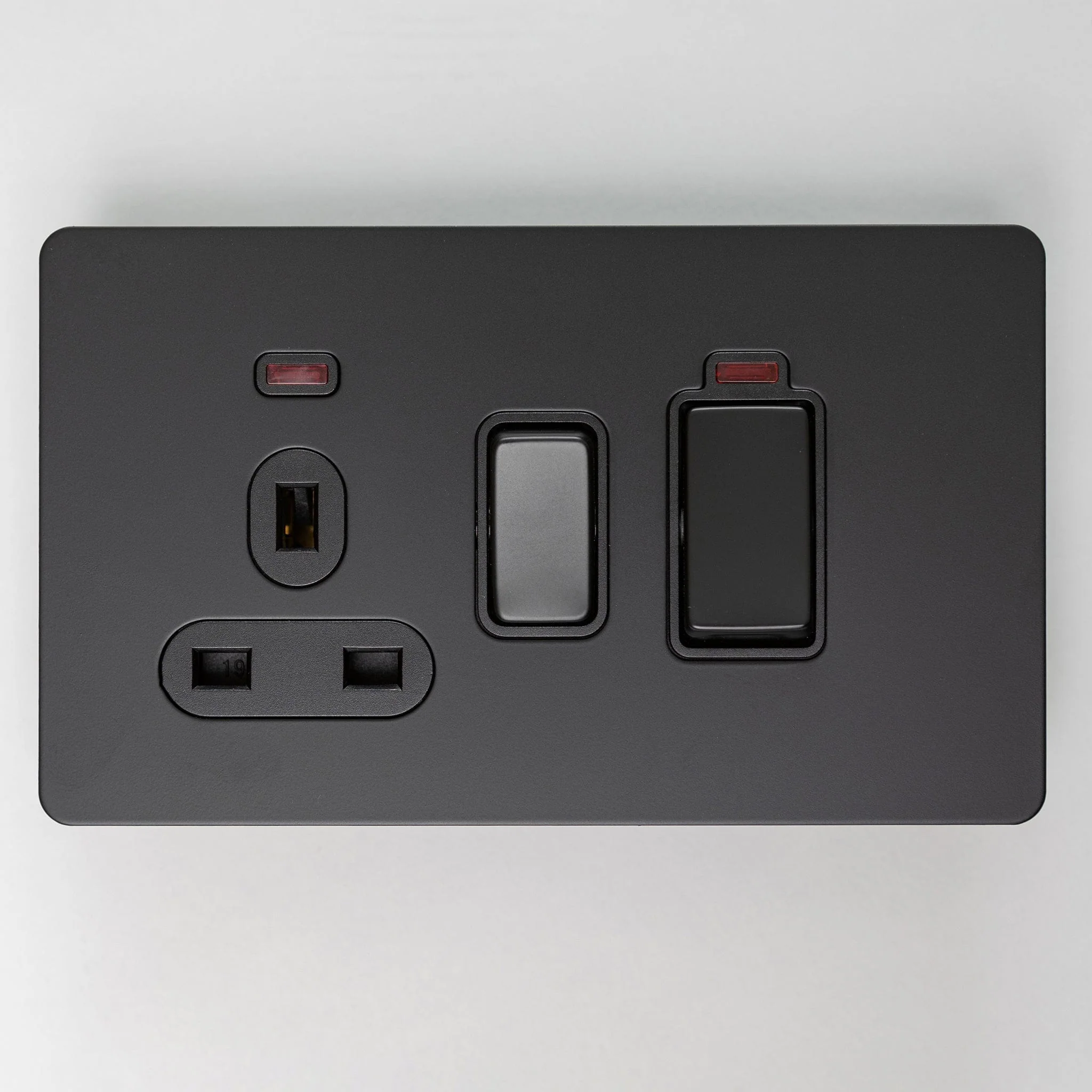 Matte Black Switches and Sockets - Straight Knurled Design - Image 8
