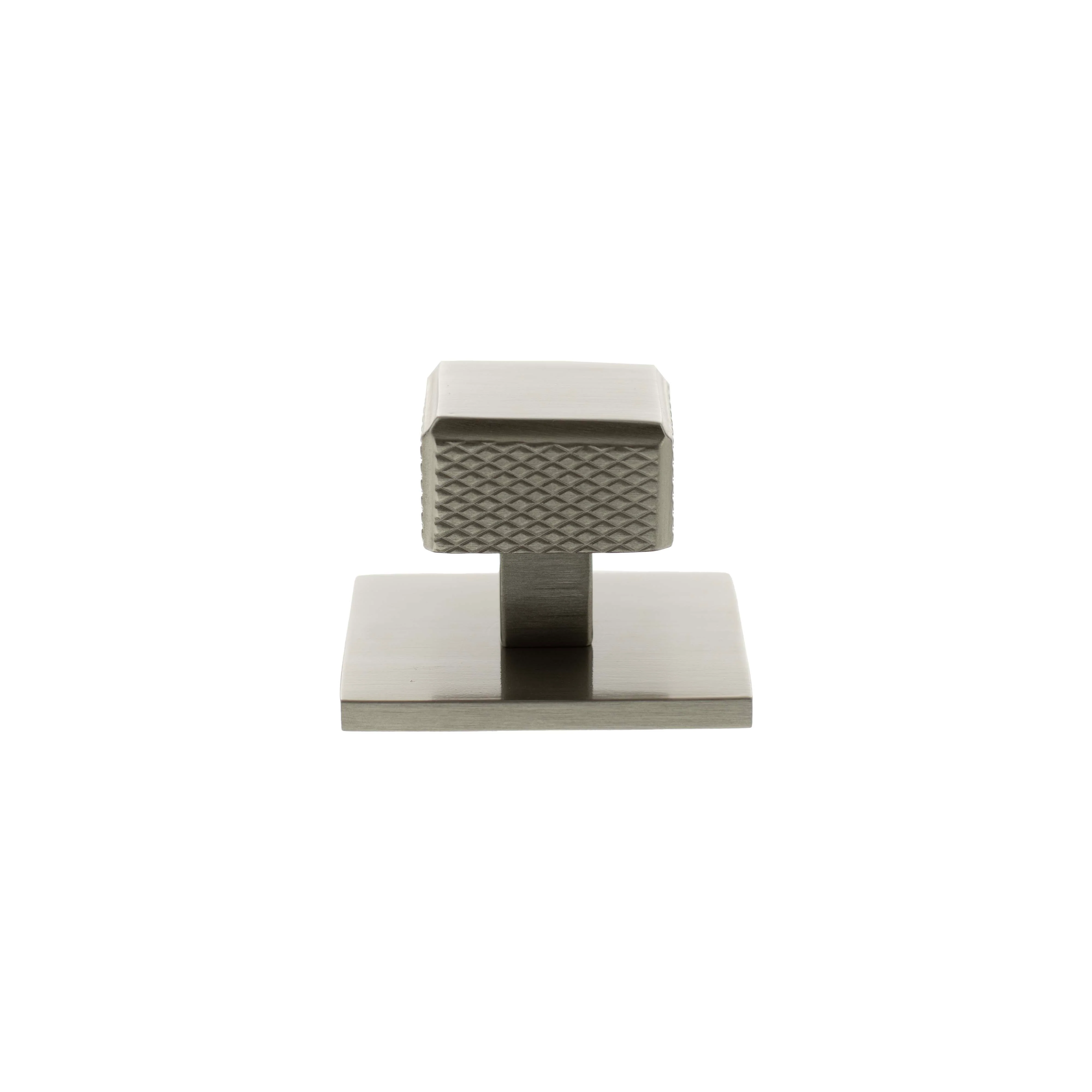 Millhouse Brass Eiffel Knurled Square Cabinet Knob Handle on Backplate - Image 2