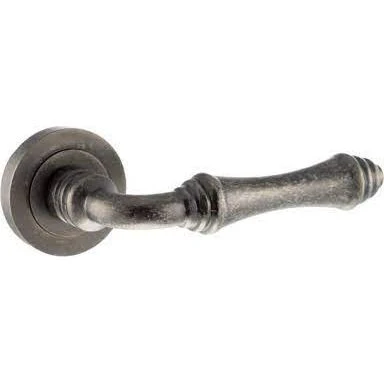 Old English Durham Lever on Round Rose - Image 2