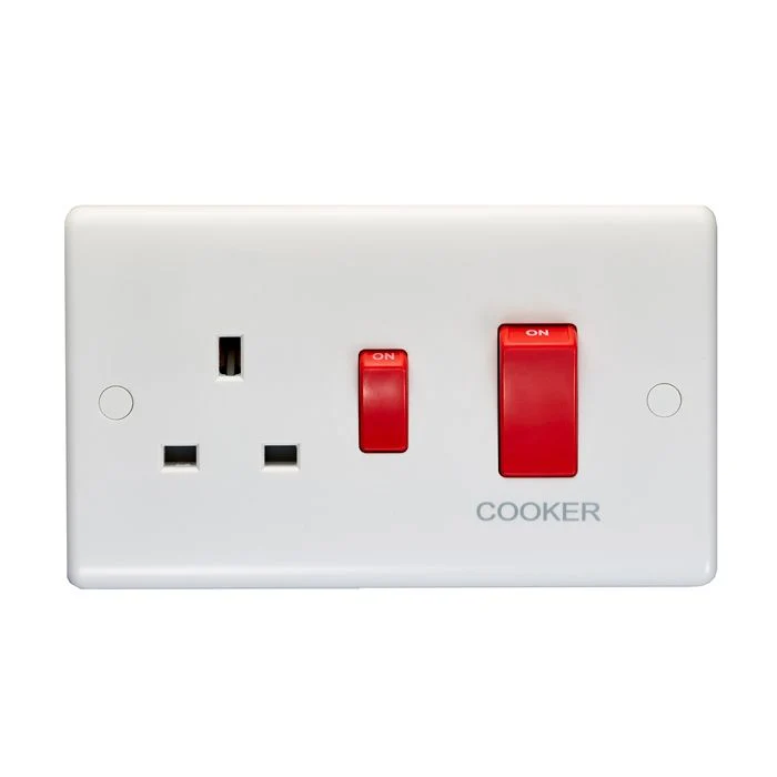 Enhance White Plastic 45Amp Switch With A Socket - White - Image 2