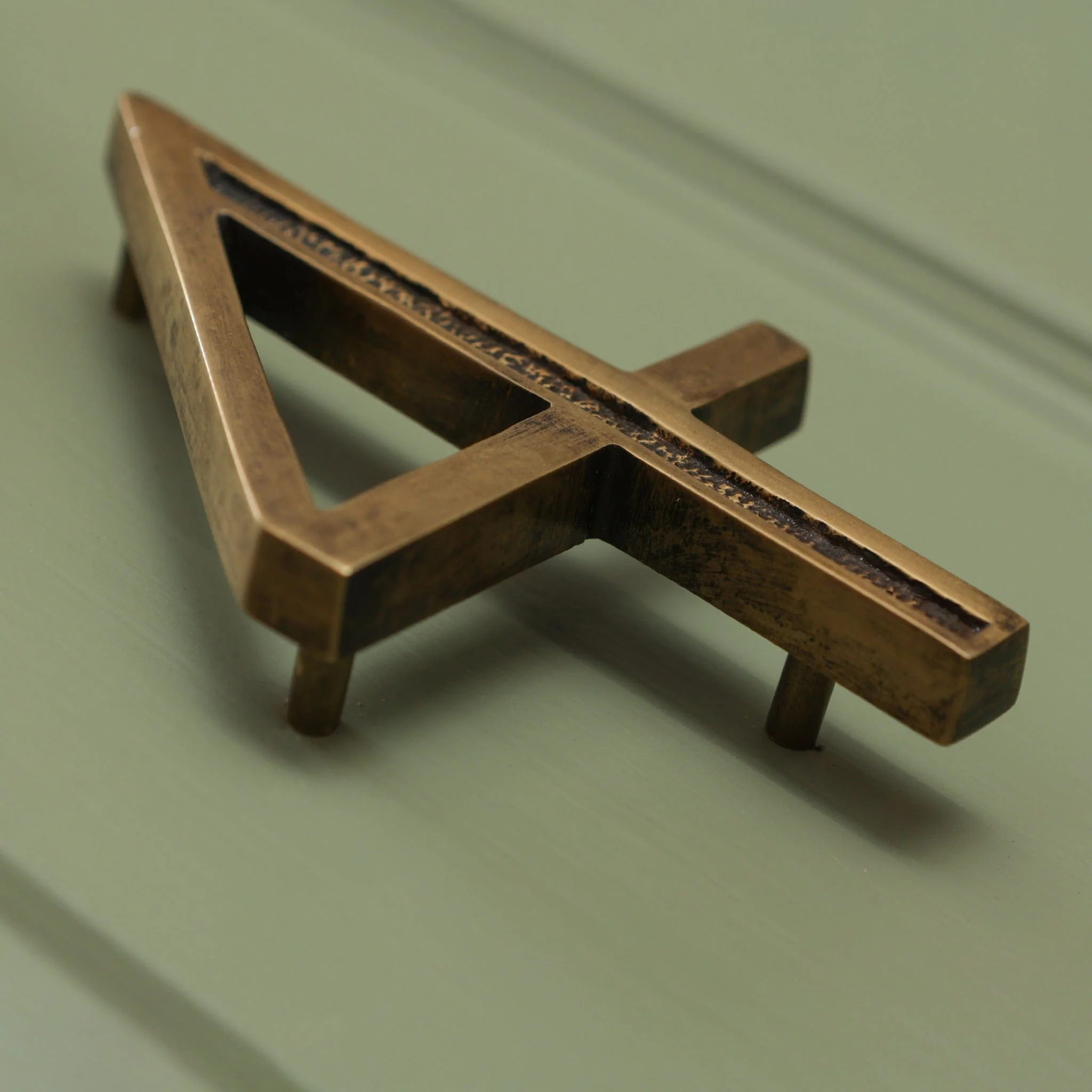 Premium Floating Engraved House Numbers in Heritage Finish 0-9 - Image 7