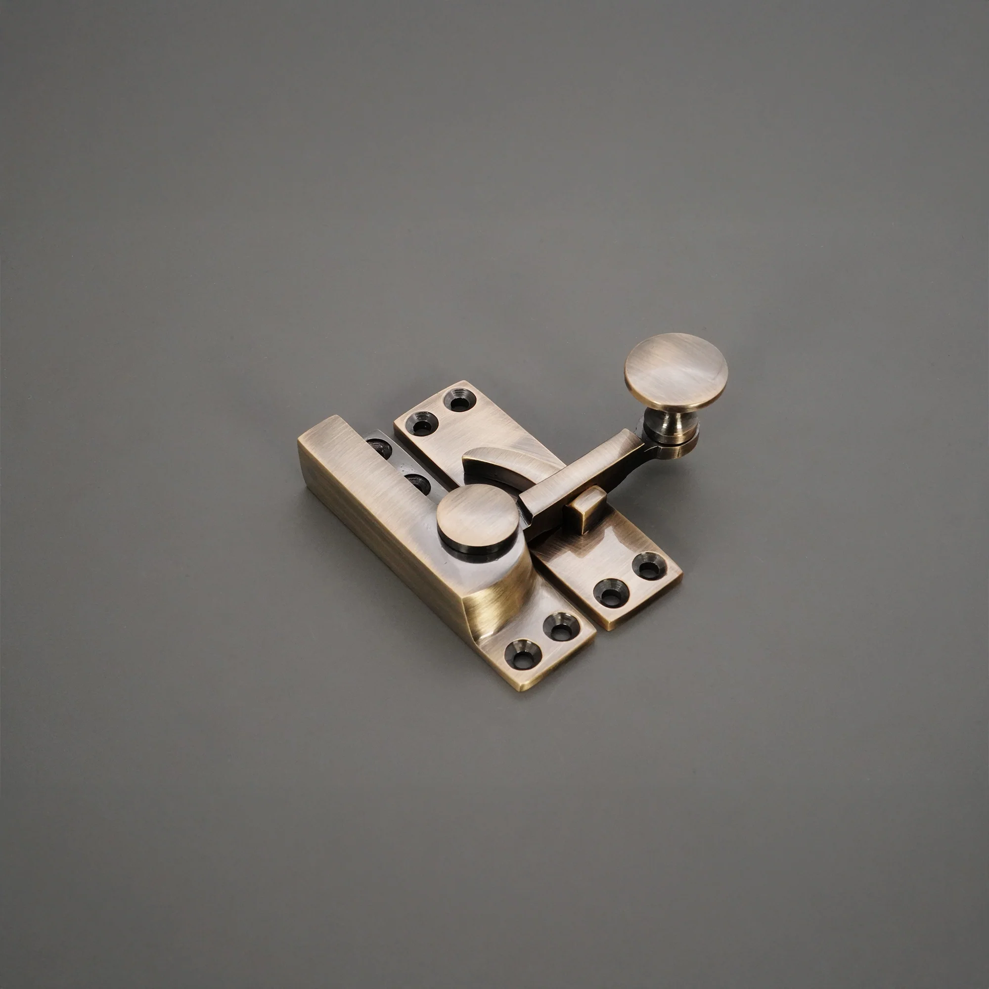Quadrant Sliding Arm Fastener - Image 3