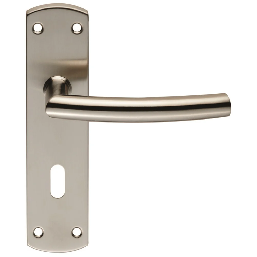 Residential Arched Lever on Backplate - Image 4