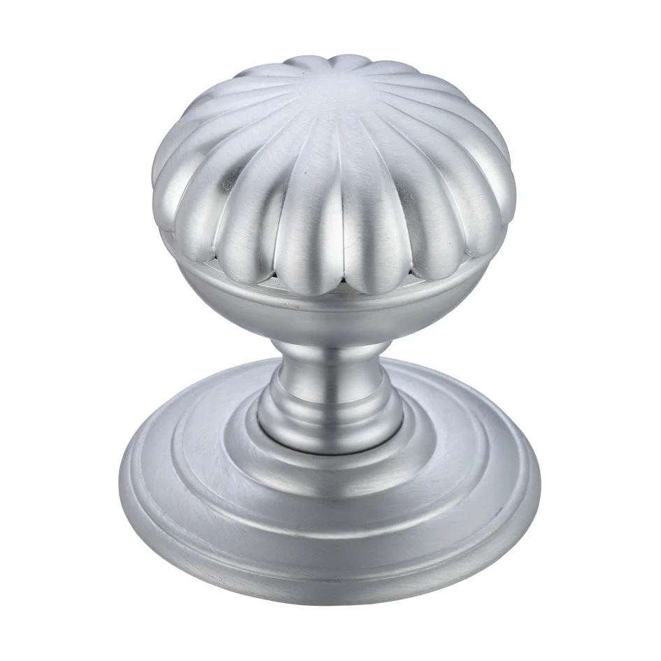 Flower Mortice Knob on Round Rose - Concealed Fix - Image 4
