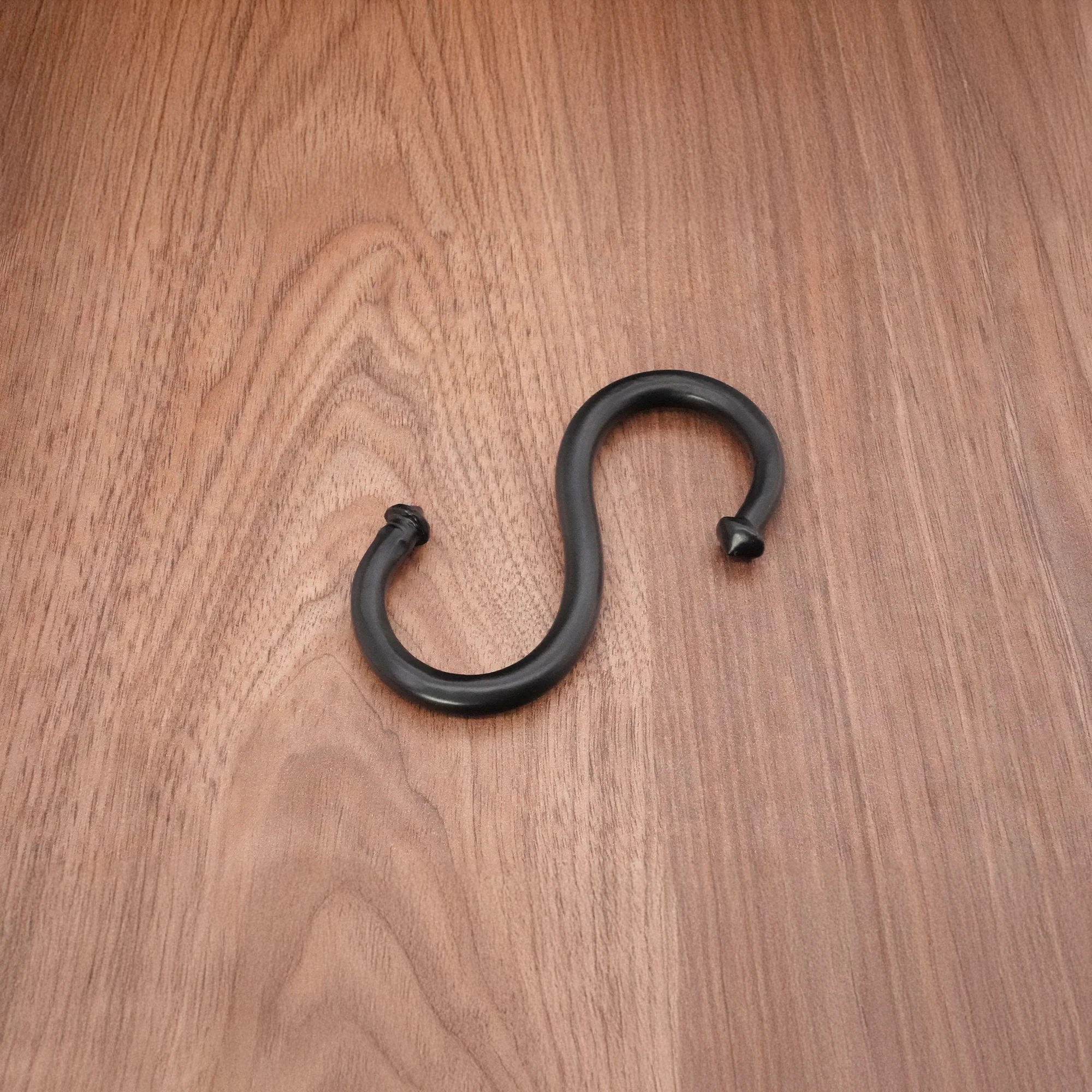S - Hook - Image 4
