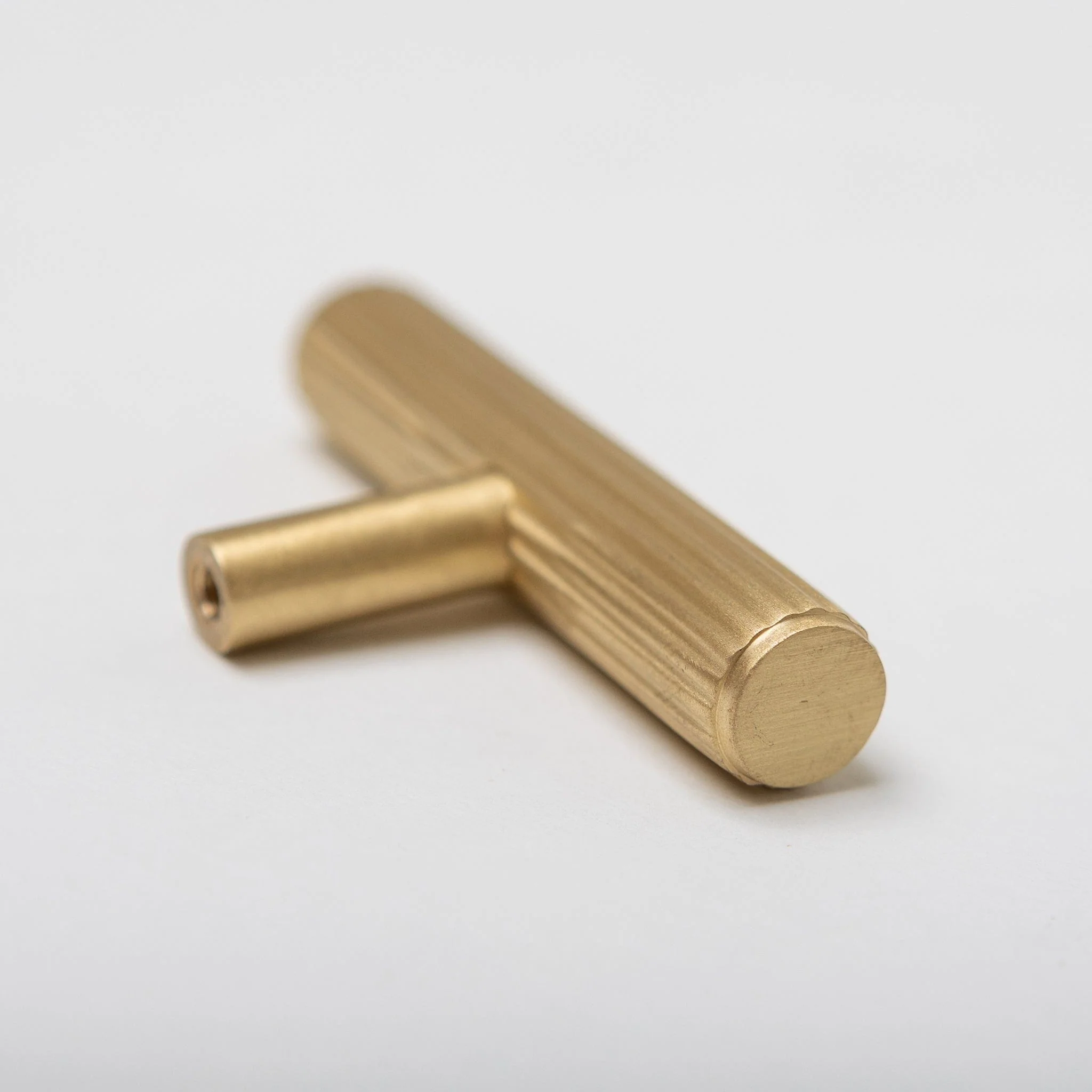 Solid Brass Straight Knurled Kitchen Pull Handles & Knobs - Satin Brass Finish - Image 12