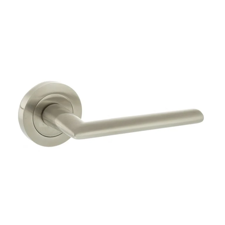 STATUS Alabama Lever Door Handle on Round Rose - Image 6