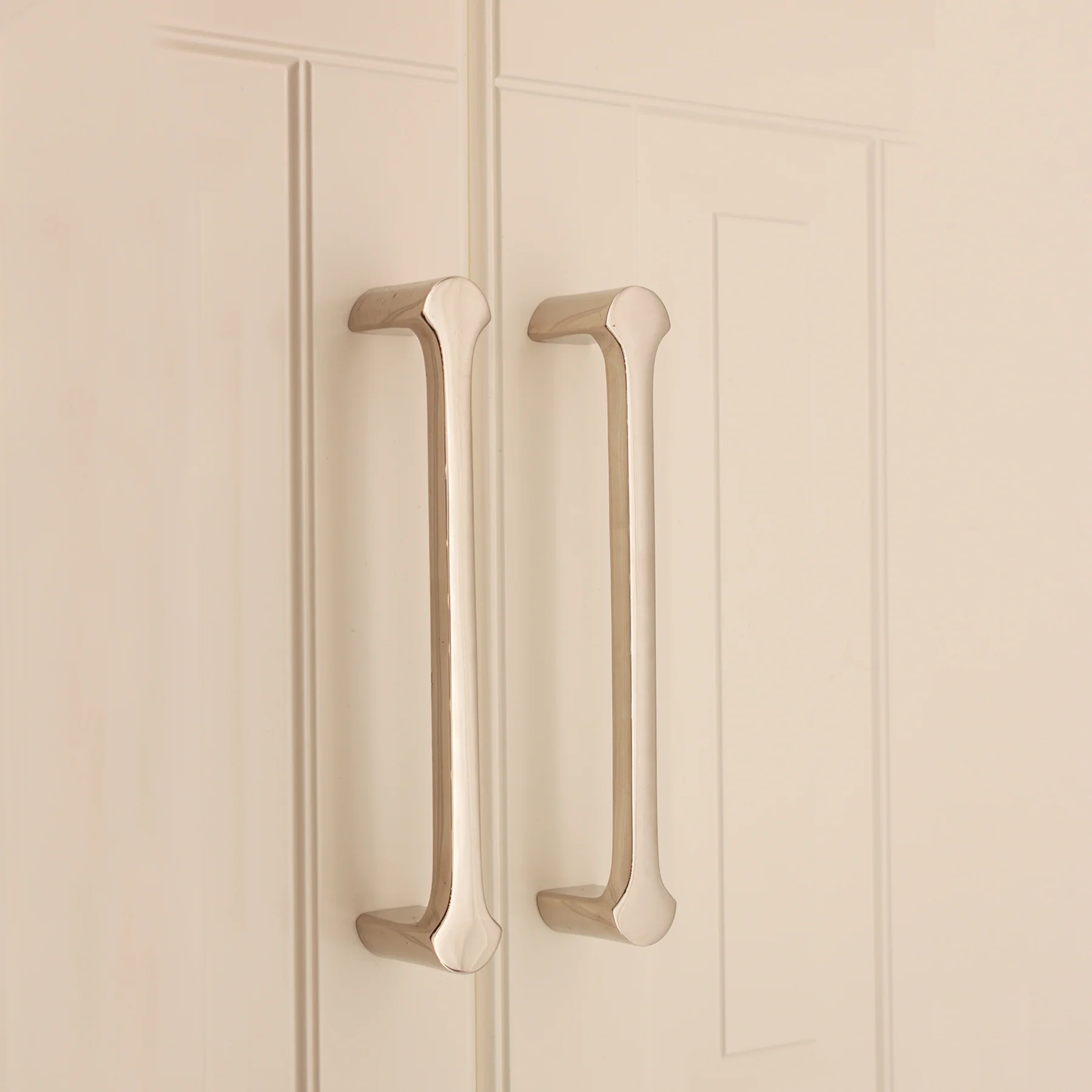 Tulip Cabinet Handle - Image 22